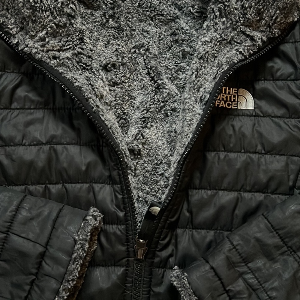 north face jacket - Picture 2 of 2